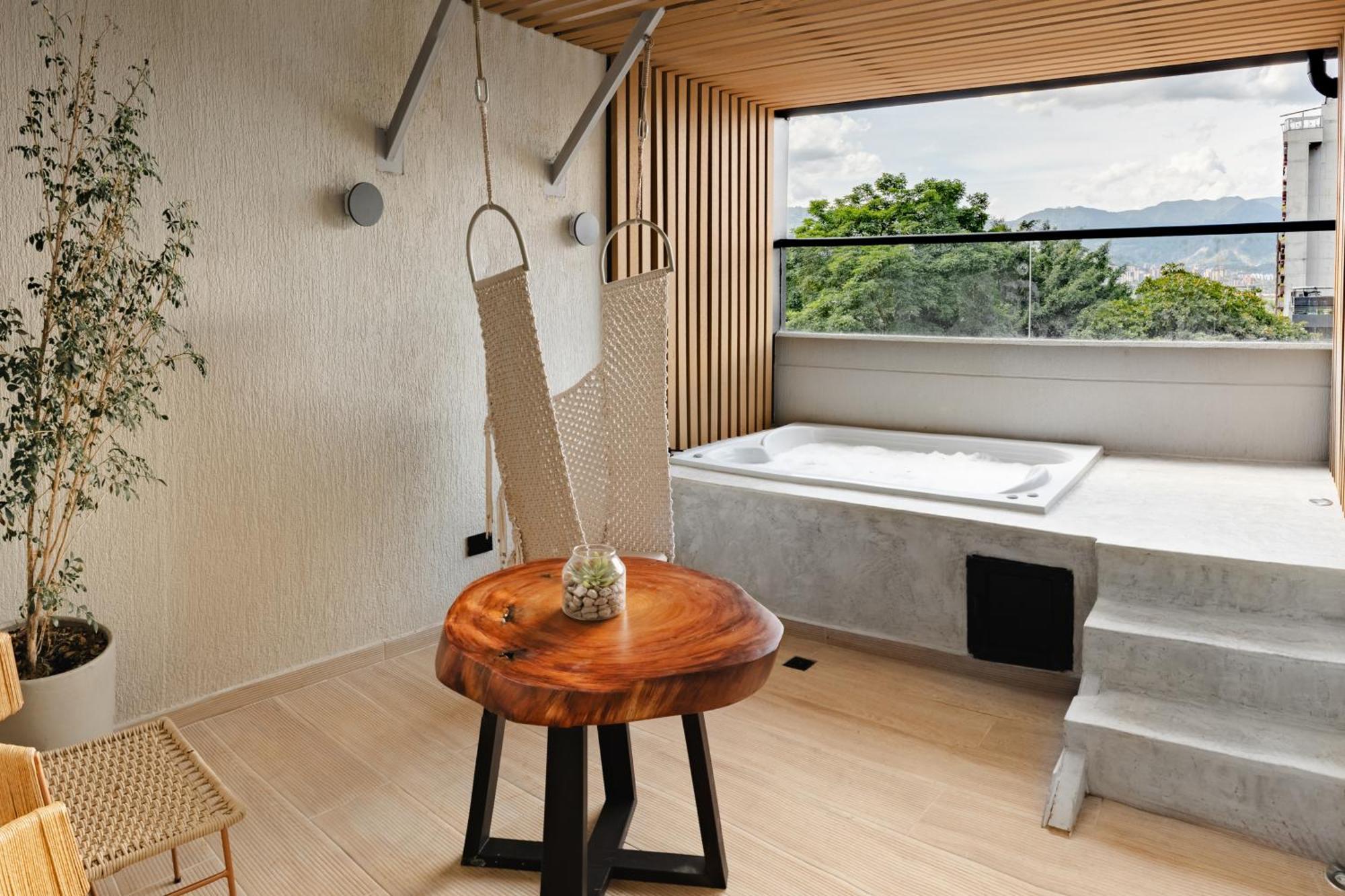 Nakua Stay & Work Medellin Luaran gambar